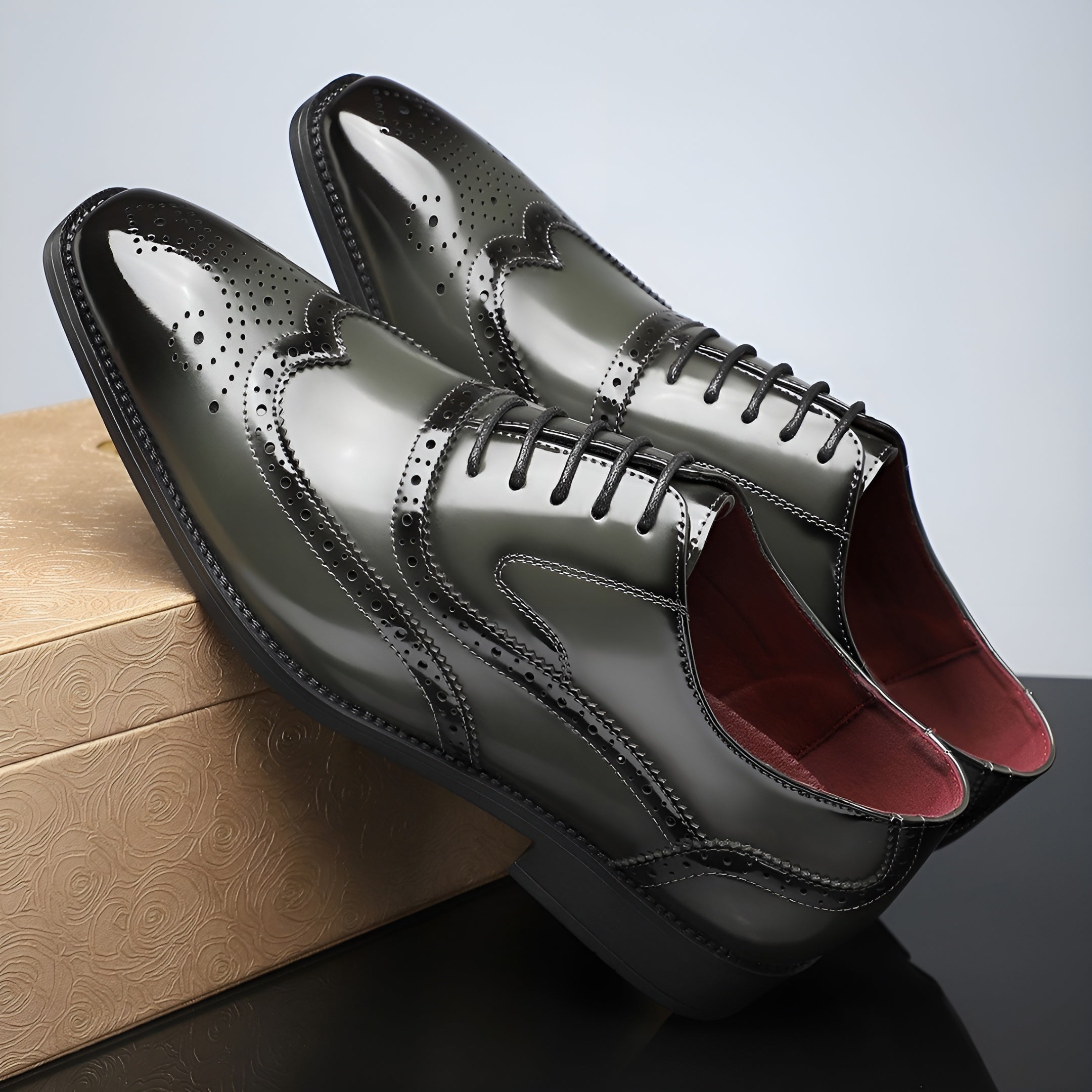 Maison de Liège | CHAUSSURES OXFORD À BOUT FLEURI